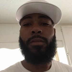 Meet your Posher, Louis